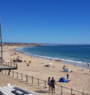 Cascabelbnb Private 2BR apartment Noarlunga Downs